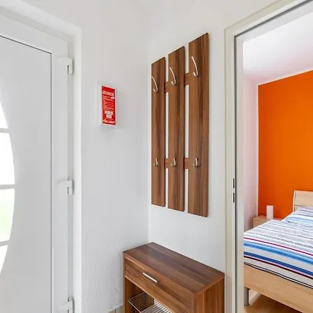 With 2 Bedrooms *